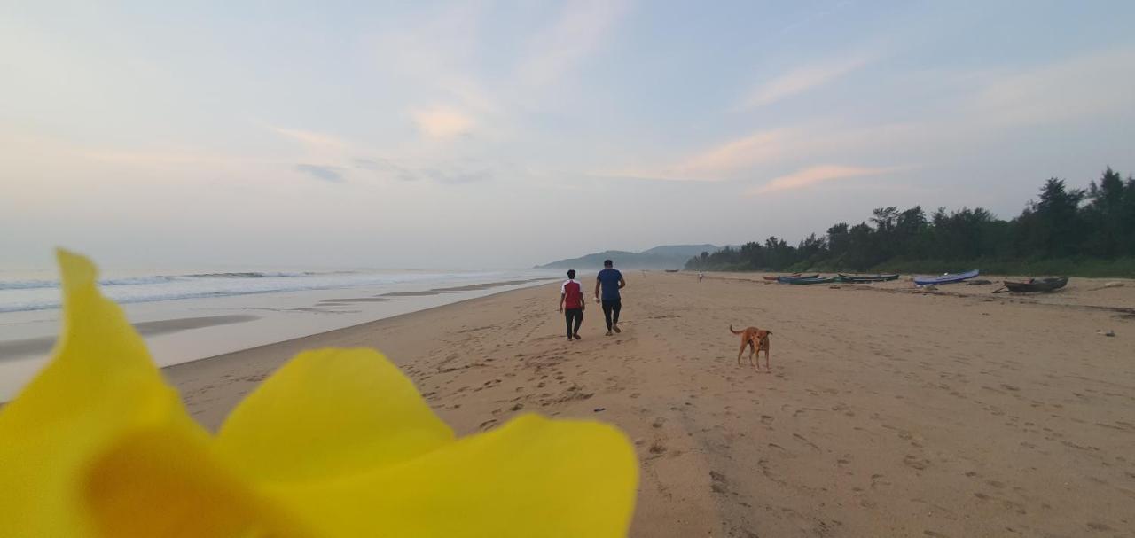 Blue Lagoon Beach Resort Gokarna  Esterno foto