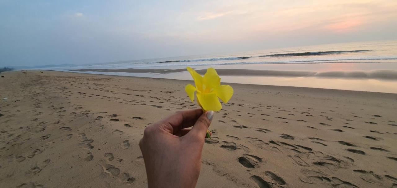 Blue Lagoon Beach Resort Gokarna  Esterno foto