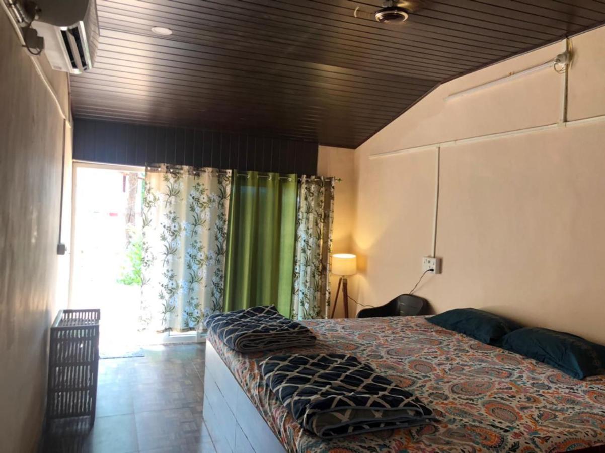 Blue Lagoon Beach Resort Gokarna  Esterno foto