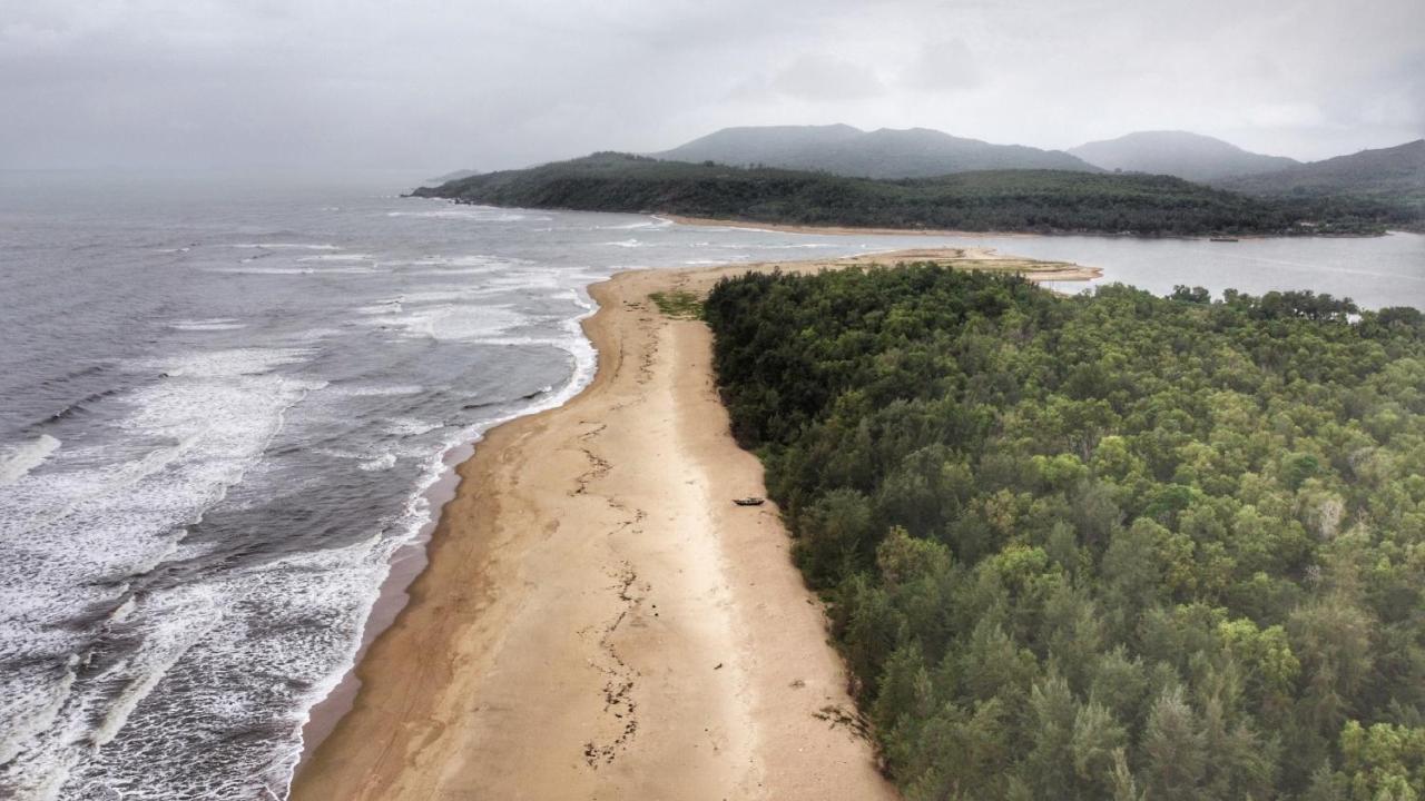Blue Lagoon Beach Resort Gokarna  Esterno foto