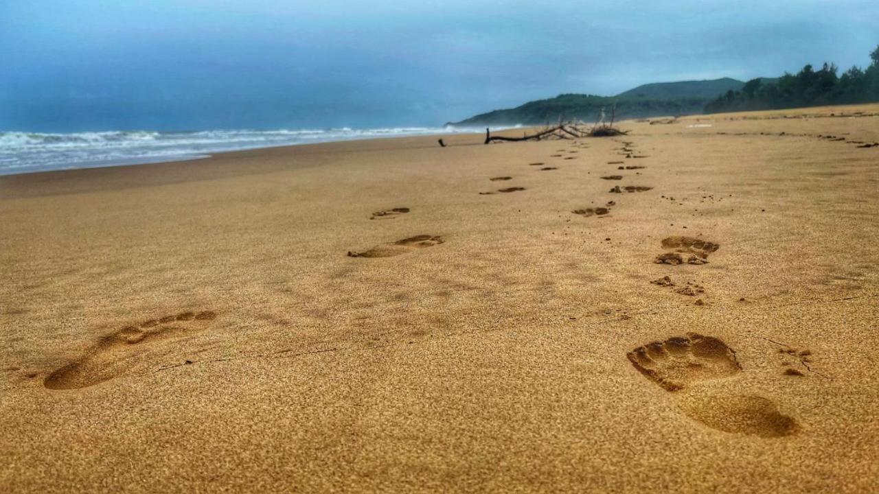 Blue Lagoon Beach Resort Gokarna  Esterno foto
