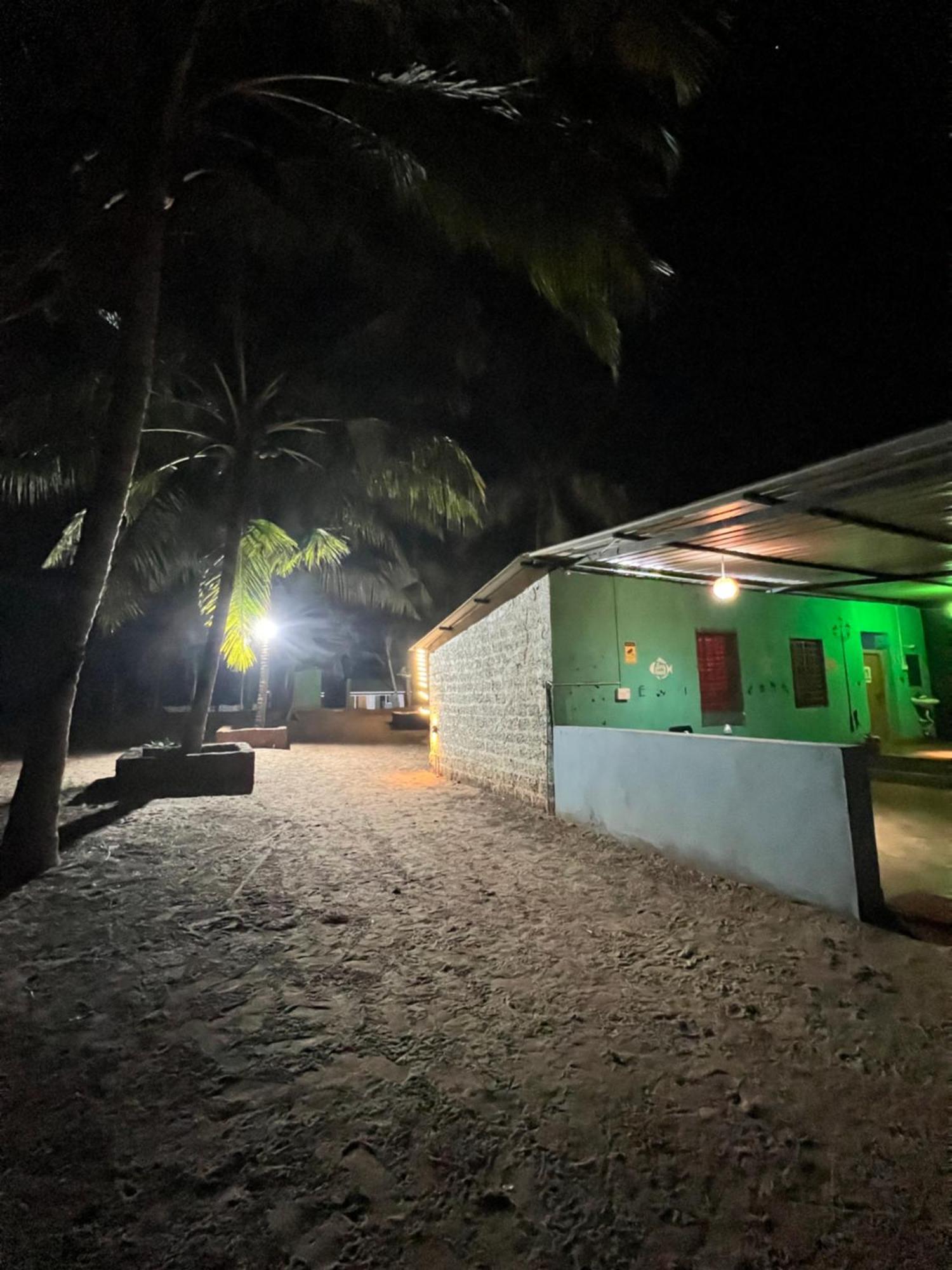Blue Lagoon Beach Resort Gokarna  Esterno foto